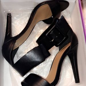 Black Heals size 7.5 in woman’s
